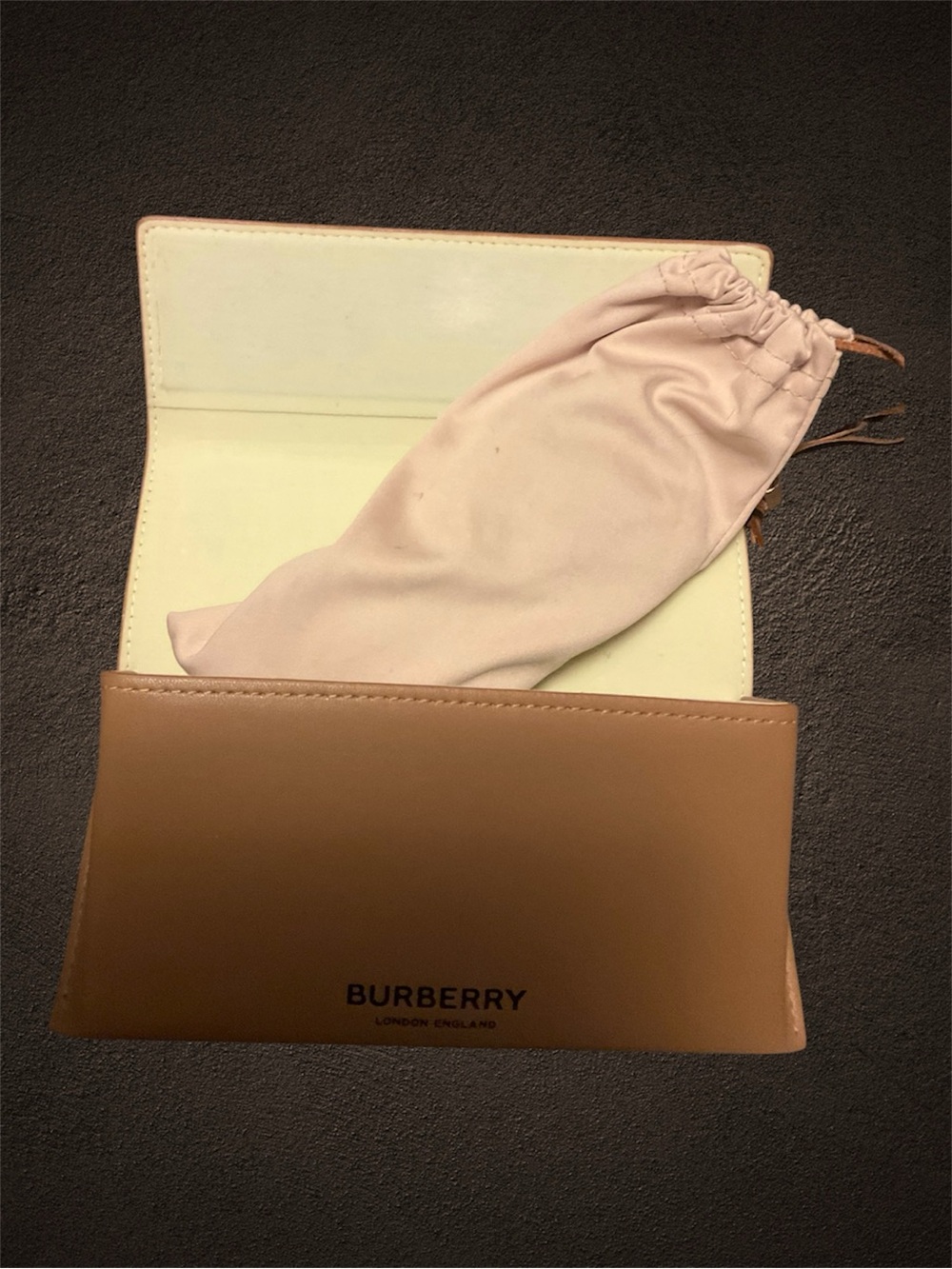 Burberry Tortoiseshell Cat-Eye Sunglasses with Dark Lenses - Picture 4 of 4